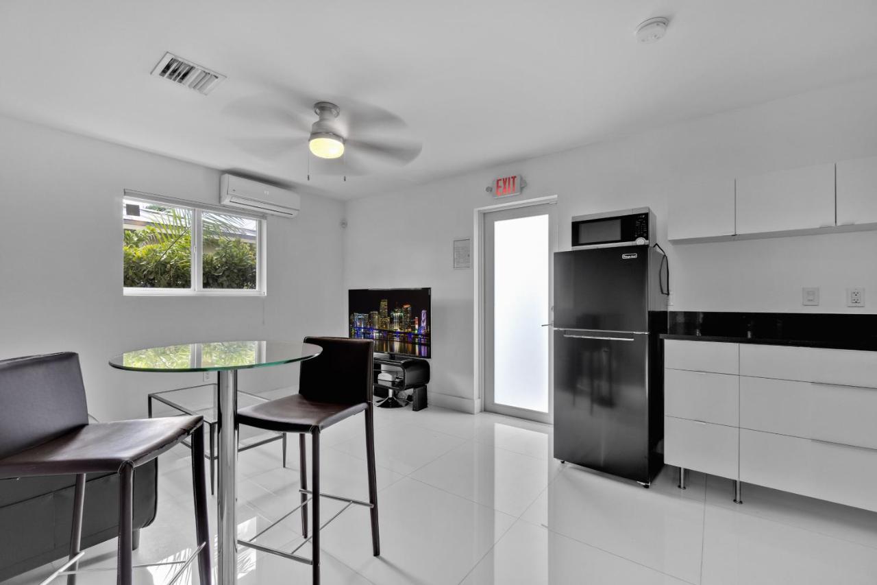 Luxury House 4 Beds Heated Pool W Jaccuzzi Apartment North Bay Village
